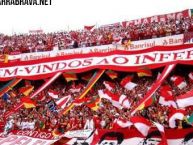 Foto: Barra: Guarda Popular • Club: Internacional