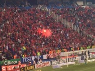 Foto: "haciendo un carnaval" Barra: Guardia Roja • Club: Tiburones Rojos de Veracruz • País: México