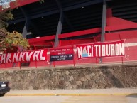 Foto: "trapos" Barra: Guardia Roja • Club: Tiburones Rojos de Veracruz