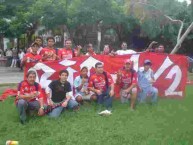 Foto: "Río Medio" Barra: Guardia Roja • Club: Tiburones Rojos de Veracruz • País: México