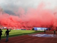 Foto: "Humos en el recibimiento del clásico boliviano" Barra: Gurkas • Club: Jorge Wilstermann • País: Bolívia