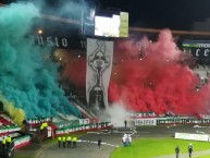 Foto: Barra: Holocausto Norte • Club: Once Caldas