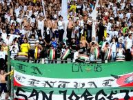 Foto: Barra: Holocausto Norte • Club: Once Caldas