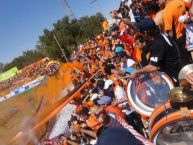 Foto: Barra: Huracan Naranja • Club: Cobreloa