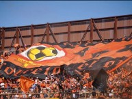 Foto: "Estadio Zorros Del Desierto, Calama, 2024" Barra: Huracan Naranja • Club: Cobreloa