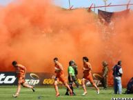 Foto: Barra: Huracan Naranja • Club: Cobreloa • País: Chile