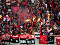 Foto: Barra: Huracan Roji-Negro • Club: Deportivo Lara