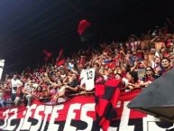 Foto: Barra: La 12 • Club: Alajuelense