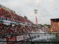 Foto: Barra: La 12 • Club: Alajuelense • País: Costa Rica