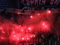 Foto: Barra: La 12 • Club: Alajuelense