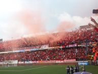 Foto: Barra: La 12 • Club: Alajuelense