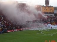 Foto: Barra: La 12 • Club: Alajuelense