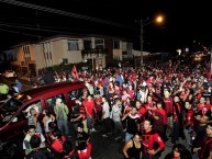 Foto: Barra: La 12 • Club: Alajuelense • País: Costa Rica