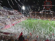 Foto: Barra: La 12 • Club: Alajuelense