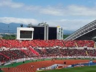 Foto: Barra: La 12 • Club: Alajuelense