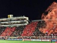 Foto: Barra: La 12 • Club: Alajuelense