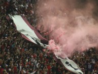 Foto: "Lienzo afanado mostrado en el clásico" Barra: La 12 • Club: Alajuelense