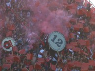 Foto: "Bombo" Barra: La 12 • Club: Alajuelense • País: Costa Rica