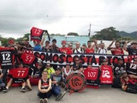 Foto: Barra: La 12 • Club: Alajuelense