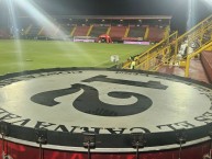 Foto: Barra: La 12 • Club: Alajuelense