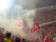 Foto: Barra: La 12 • Club: Alajuelense • País: Costa Rica