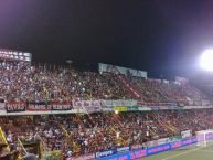 Foto: Barra: La 12 • Club: Alajuelense • País: Costa Rica