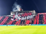 Foto: "LA PASIÓN NO SE VENDE" Barra: La 12 &bull; Club: Alajuelense