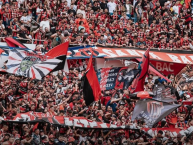 Foto: Barra: La 12 &bull; Club: Alajuelense