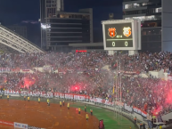 Foto: Barra: La 12 &bull; Club: Alajuelense