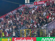 Foto: "De visita en nicaragua" Barra: La 12 &bull; Club: Alajuelense