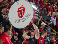 Foto: Barra: La 12 &bull; Club: Alajuelense