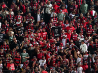 Foto: Barra: La 12 &bull; Club: Alajuelense
