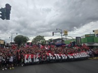 Foto: Barra: La 12 &bull; Club: Alajuelense