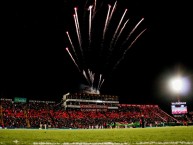 Foto: Barra: La 12 &bull; Club: Alajuelense