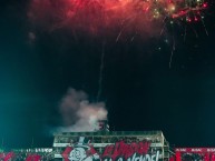 Foto: Barra: La 12 &bull; Club: Alajuelense