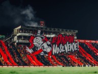 Foto: Barra: La 12 &bull; Club: Alajuelense