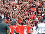 Foto: Barra: La 12 • Club: Alajuelense