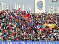 Foto: Barra: La 12 Tricolor • Club: C.A. Mannucci