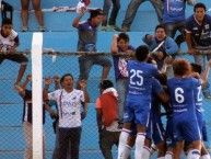 Foto: Barra: La 12 Tricolor • Club: C.A. Mannucci • País: Peru