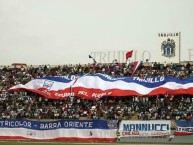 Foto: Barra: La 12 Tricolor • Club: C.A. Mannucci