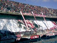 Foto: Barra: La Banda de la Quema • Club: Huracán