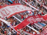 Foto: Barra: La Banda de la Quema • Club: Huracán