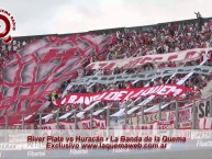 Foto: "River 2-0 Huracán Nacional B 2011-12" Barra: La Banda de la Quema • Club: Huracán • País: Argentina