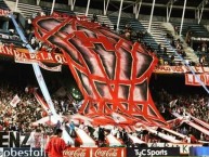 Foto: "Racing 1-1 Huracán Clausura 2010" Barra: La Banda de la Quema • Club: Huracán • País: Argentina