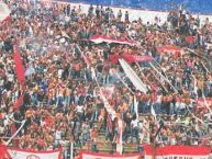 Foto: Barra: La Banda de la Quema • Club: Huracán