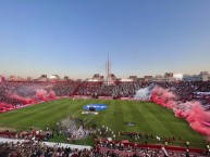 Foto: "RECIBIMIENTO DE HURACÁN vs SAN LORENZO 05/03/2023" Barra: La Banda de la Quema • Club: Huracán