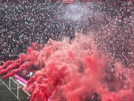 Foto: "RECIBIMIENTO DE HURACÁN vs SAN LORENZO 05/03/2023" Barra: La Banda de la Quema • Club: Huracán • País: Argentina