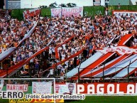 Foto: Barra: La Banda de la Quema &bull; Club: Huracán