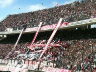 Foto: Barra: La Banda de la Quema • Club: Huracán