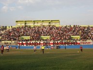 Foto: Barra: La Banda del Basurero • Club: Deportivo Municipal